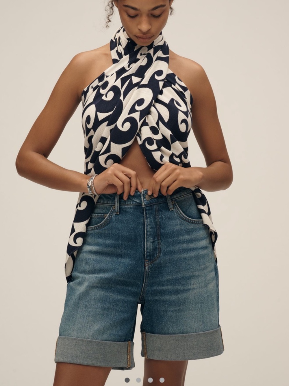 Nwt Pilcro Austyn High-Rise Cuffed Jean Shorts in Light Blue